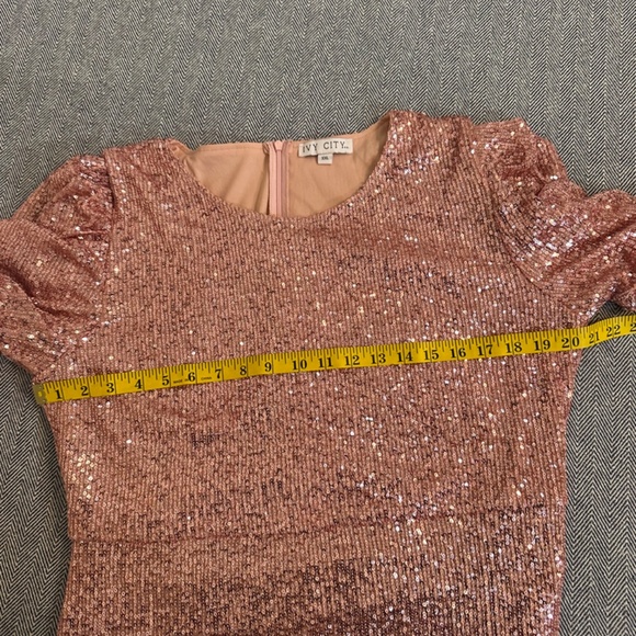 IVY CITY CO - Starling Pink Sequin Dress - Picture 5 of 7